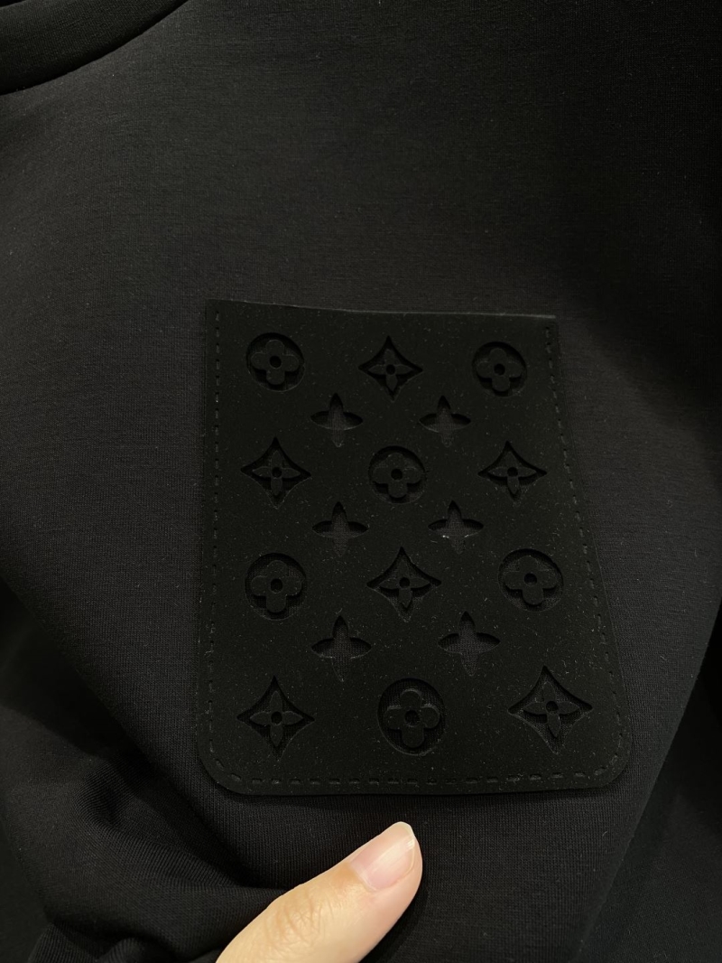 l0vis Vvtt0n t-shirt